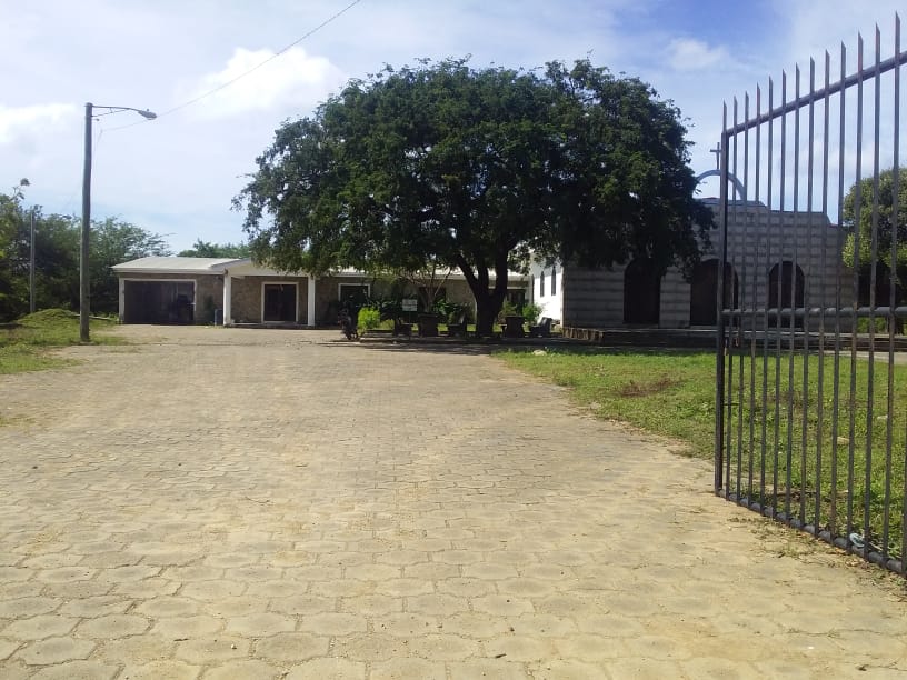 Roban donaciones para damnificados de Iota de casa cural de Tola