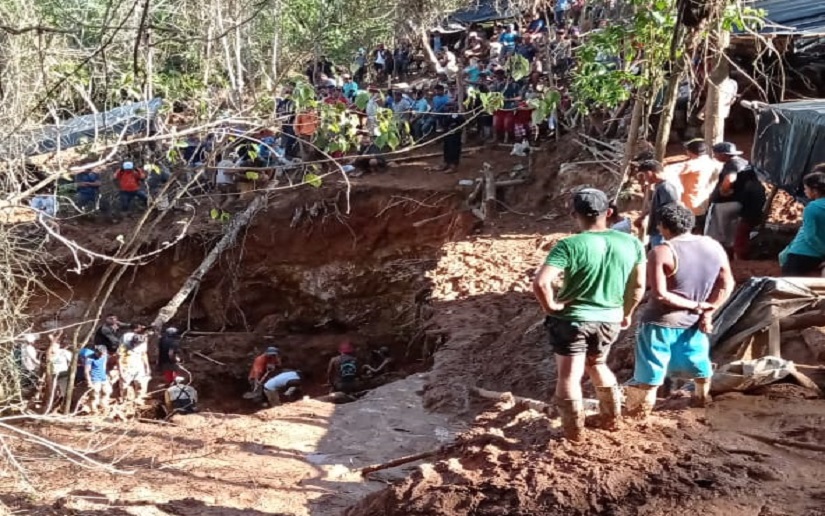 Suspenden búsqueda de posibles sobrevivientes tras derrumbe en mina de Río San Juan