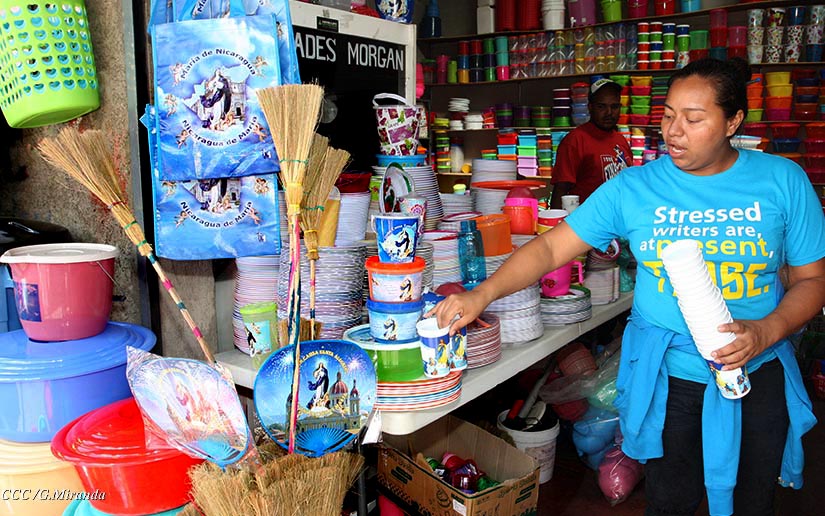 Celebrar la Gritería y la Purísima, es cada vez más caro en Nicaragua, afirman comerciantes y devotos