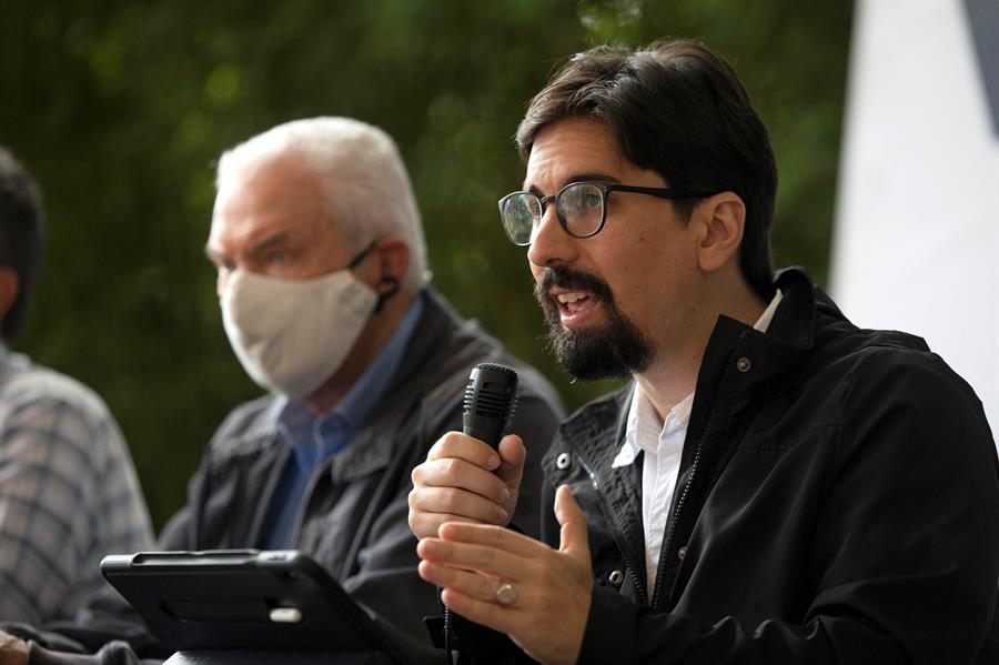 La oposición venezolana pide a la diáspora unirse a la consulta de Guaidó