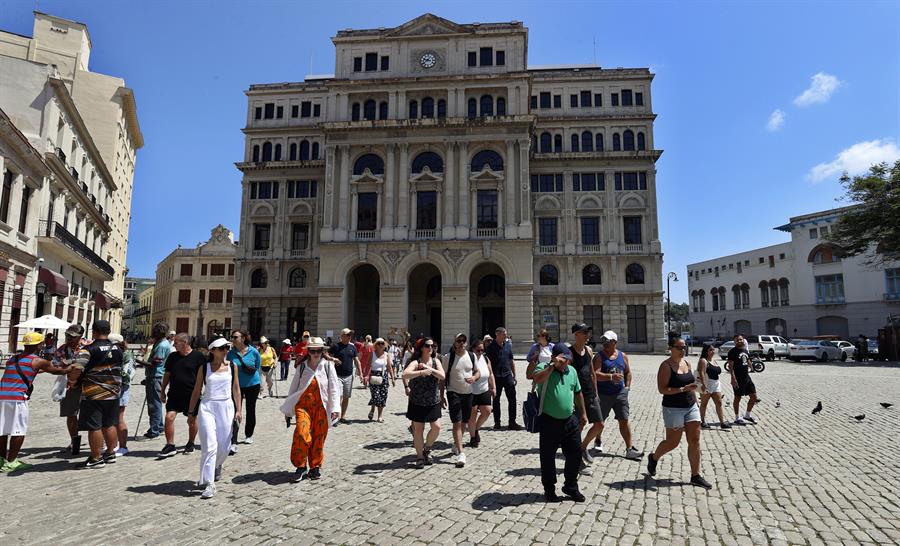 Cuba recibe hasta mayo 30.954 visitantes internacionales más que la misma etapa de 2023