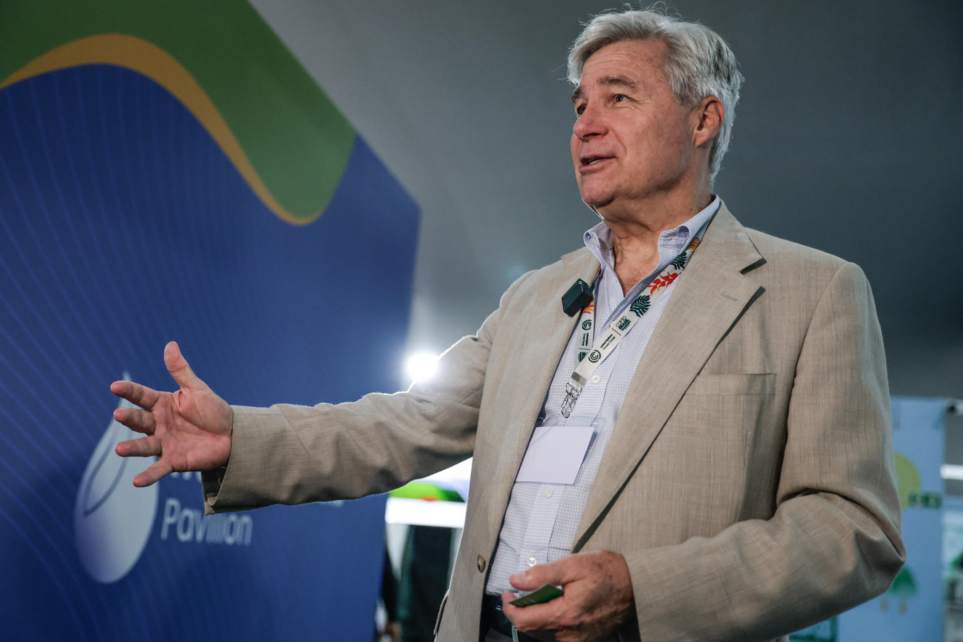 El único senador de EEUU en la COP: «el Gobierno de Trump está corrompido por el petróleo»