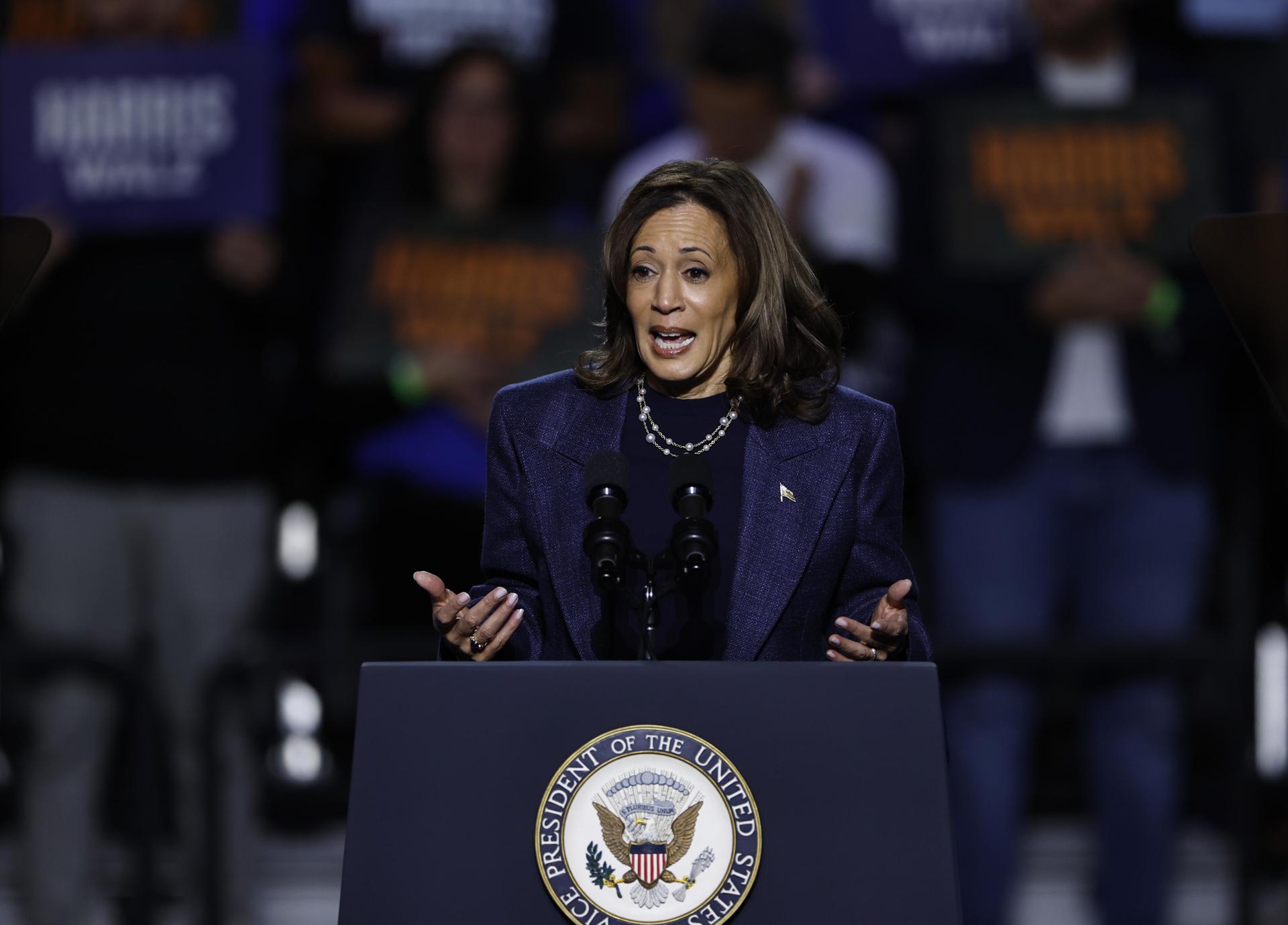 Harris promete el fin de la guerra en Gaza en Míchigan, donde el voto árabe es clave