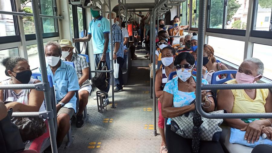 Cuba vuelve a superar el centenar de contagios de la covid-19 en un día