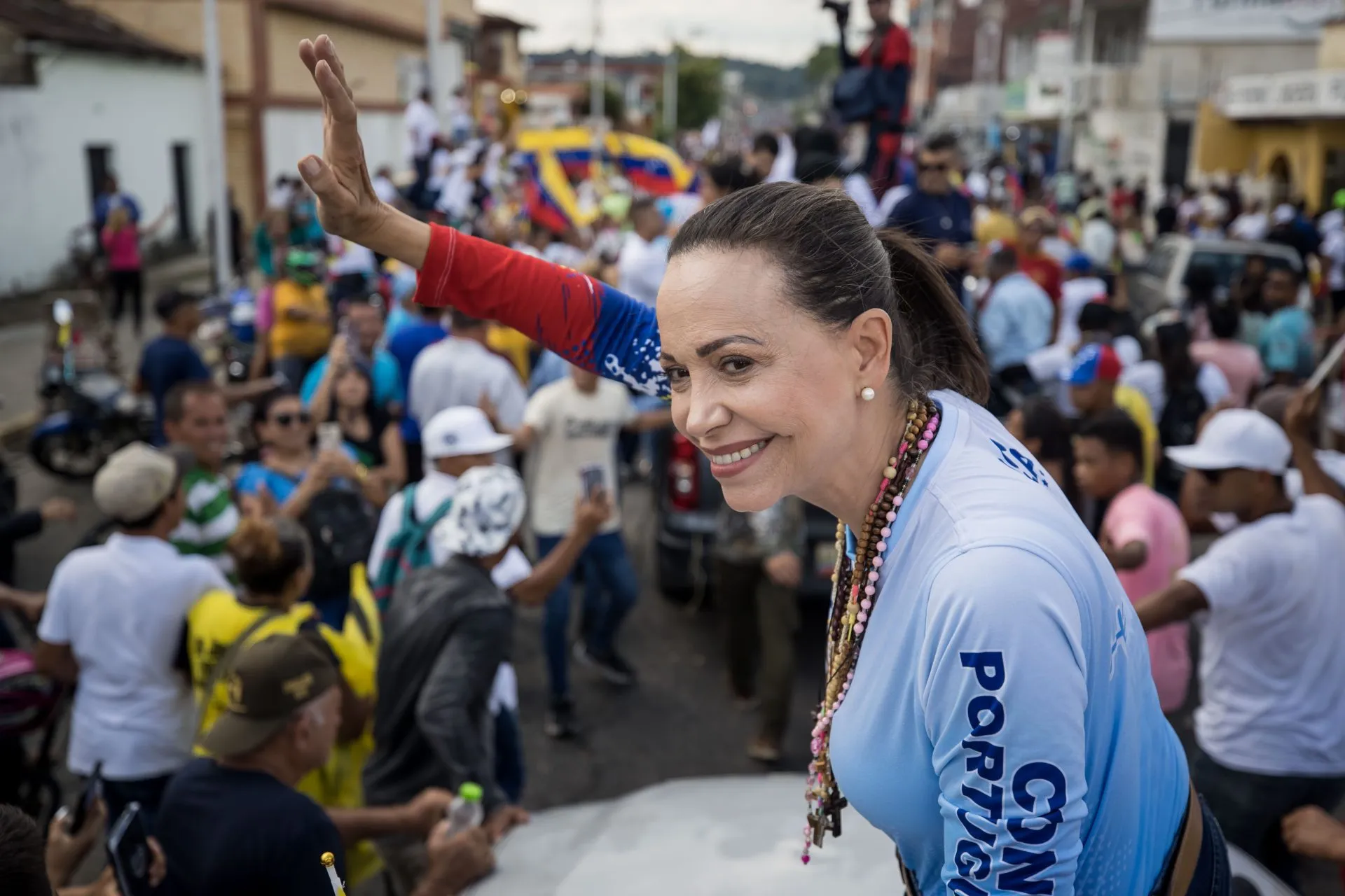 Encapuchados asaltan la sede del partido de María Corina Machado en Caracas