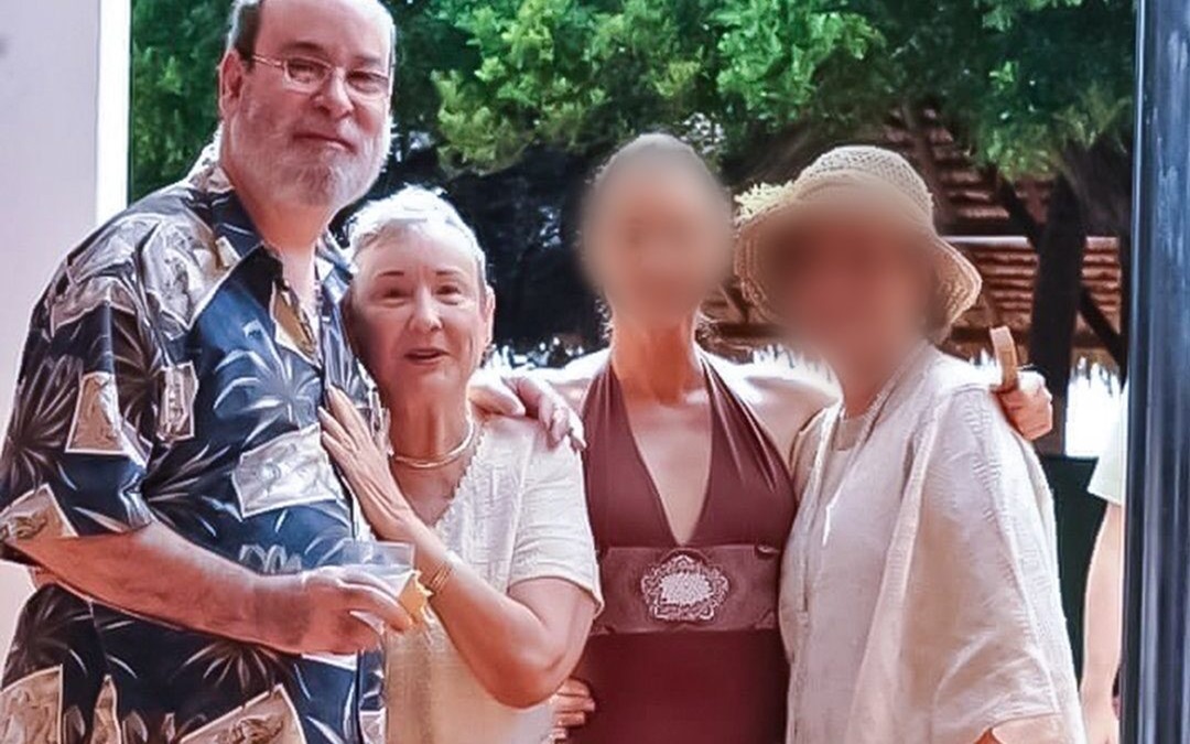 La dictadura cesa el asedio a madre e hijo de Rafael Solís