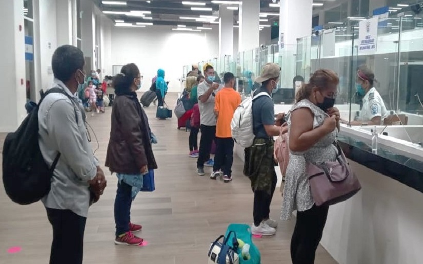 Minsa mandó a cuarentena por el Covid-19 a 88.560 nicaragüenses que retornaron al país