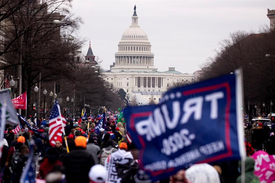 Caos en Washington por el asalto al Capitolio de miles de seguidores de Trump