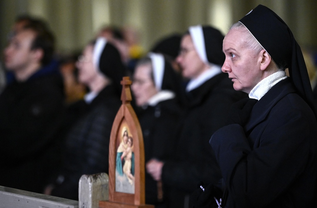 El papa descansó bien toda la noche mientras sigue estable tras el episodio de broncoespasmo