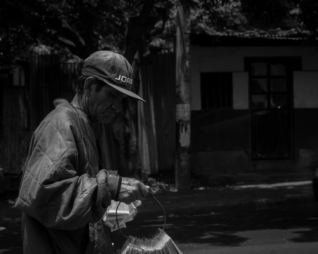En Nicaragua, la vejez se convierte en condena y el abandono estatal empuja a los mayores a la miseria