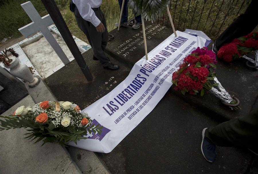 Familiares, periodistas y políticos opositores recuerdan legado de Pedro Joaquín Chamorro