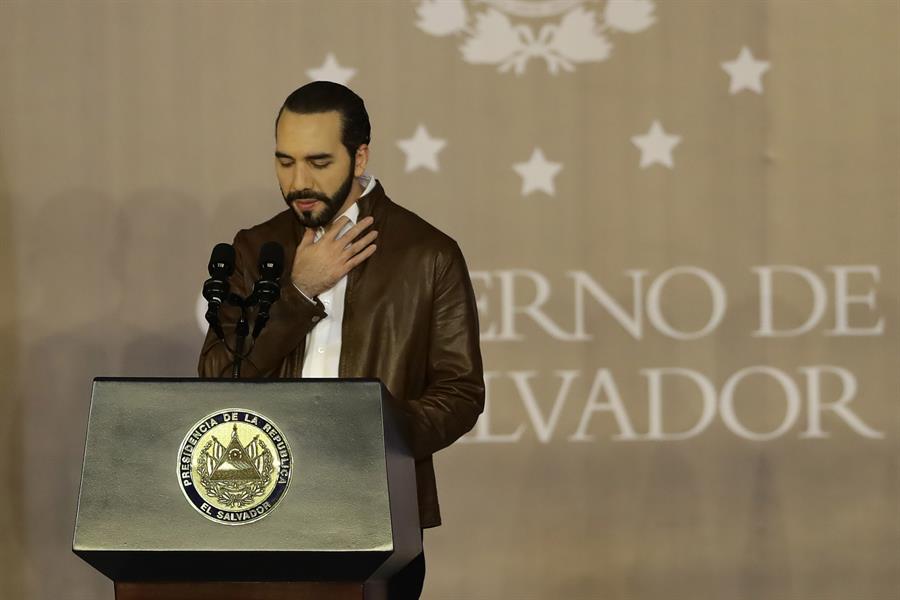 El «negacionismo histórico» de Bukele mina avances en DDHH en El Salvador