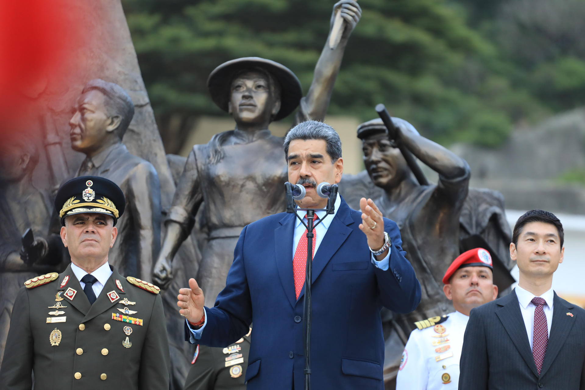 Maduro anuncia para este viernes jornada de movilización de Milicia ante «amenazas» de EEUU