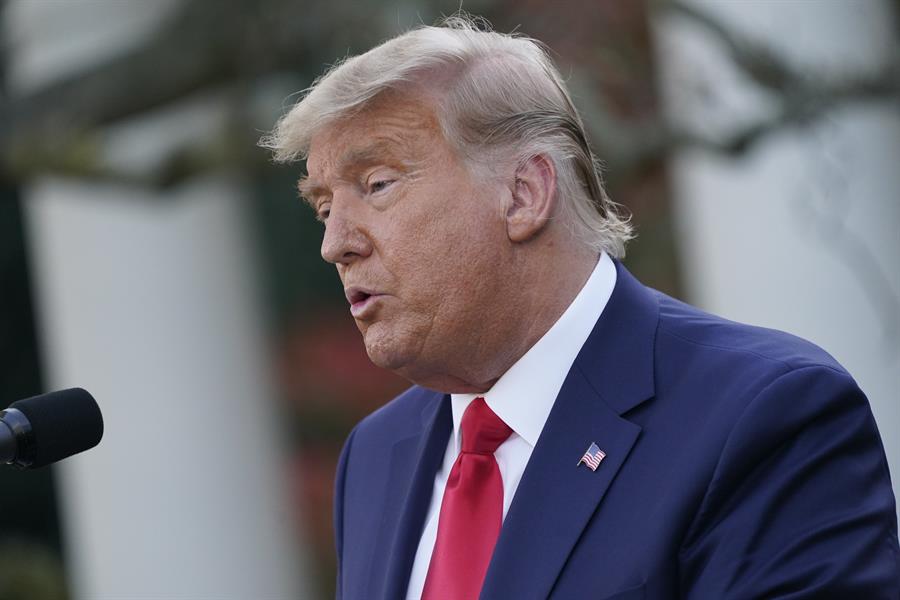En su último día en el poder, Trump benefició a venezolanos