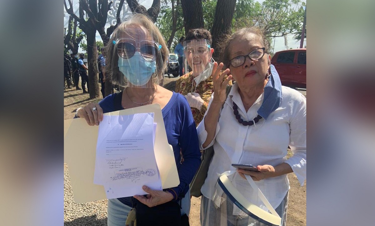 Mujeres de ´Pico Rojo´ recurren contra la Ley de Aguas