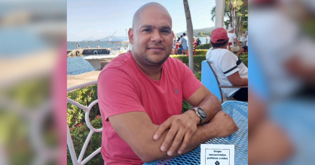 La dictadura mantiene encarcelado a Edgar Cárcamo: su delito fue imprimir en su negocio una manta con el rostro de monseñor Álvarez