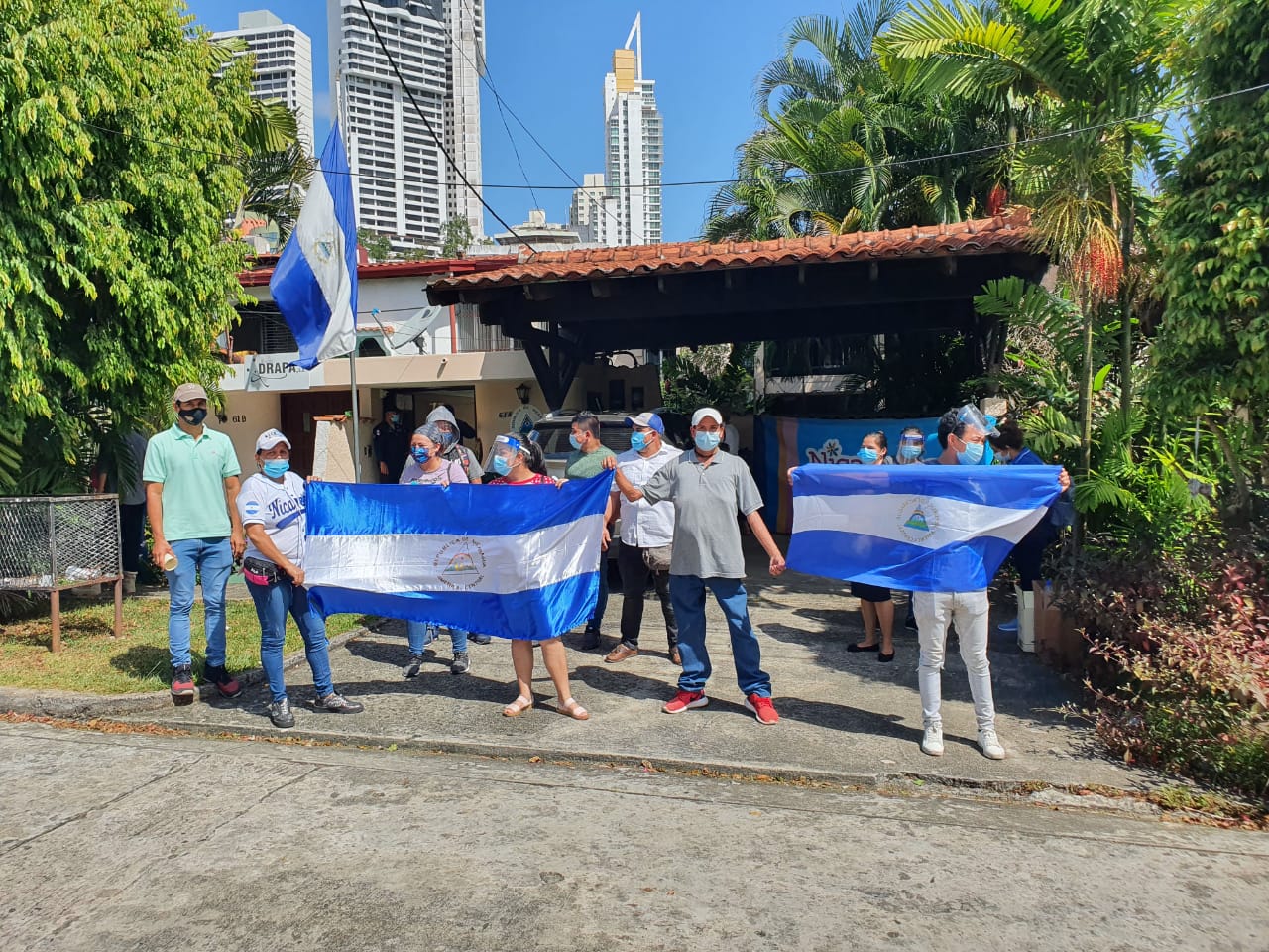 Embajador en Panamá «no da la cara» a los nicaragüenses que necesitan repatriación