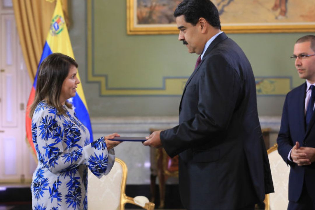 Exembajadora del régimen en Venezuela pasa a engrosar el club de asesores presidenciales
