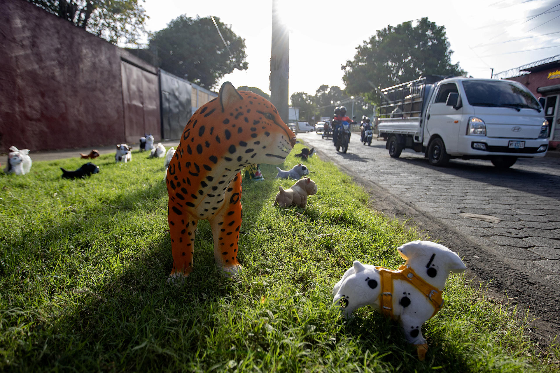 Artesanos mexicanos de Puebla conquistan con su arte y cultura las calles de Managua