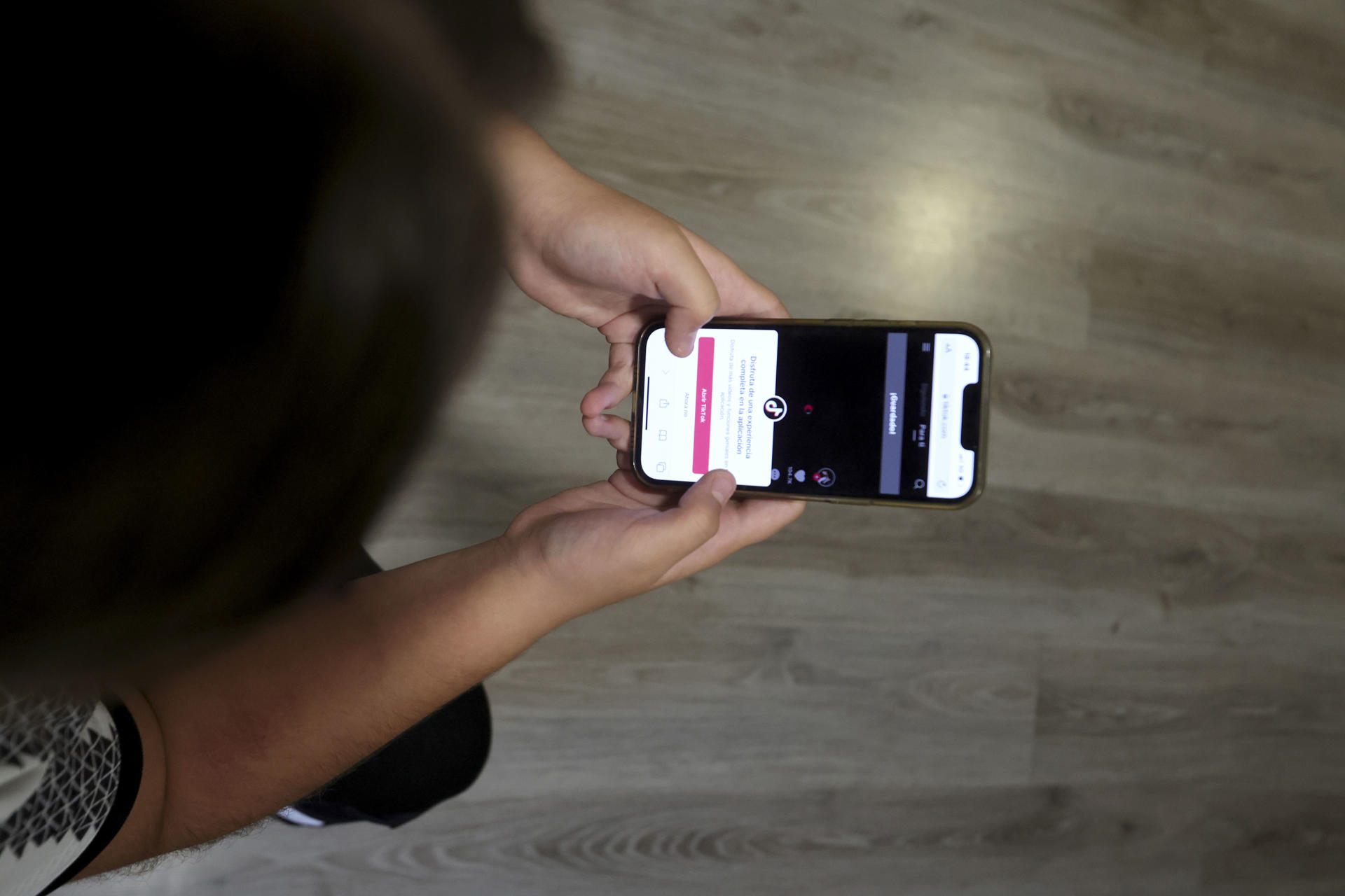 Europa intenta atajar la sexualización y la pornografía infantil en las redes sociales
