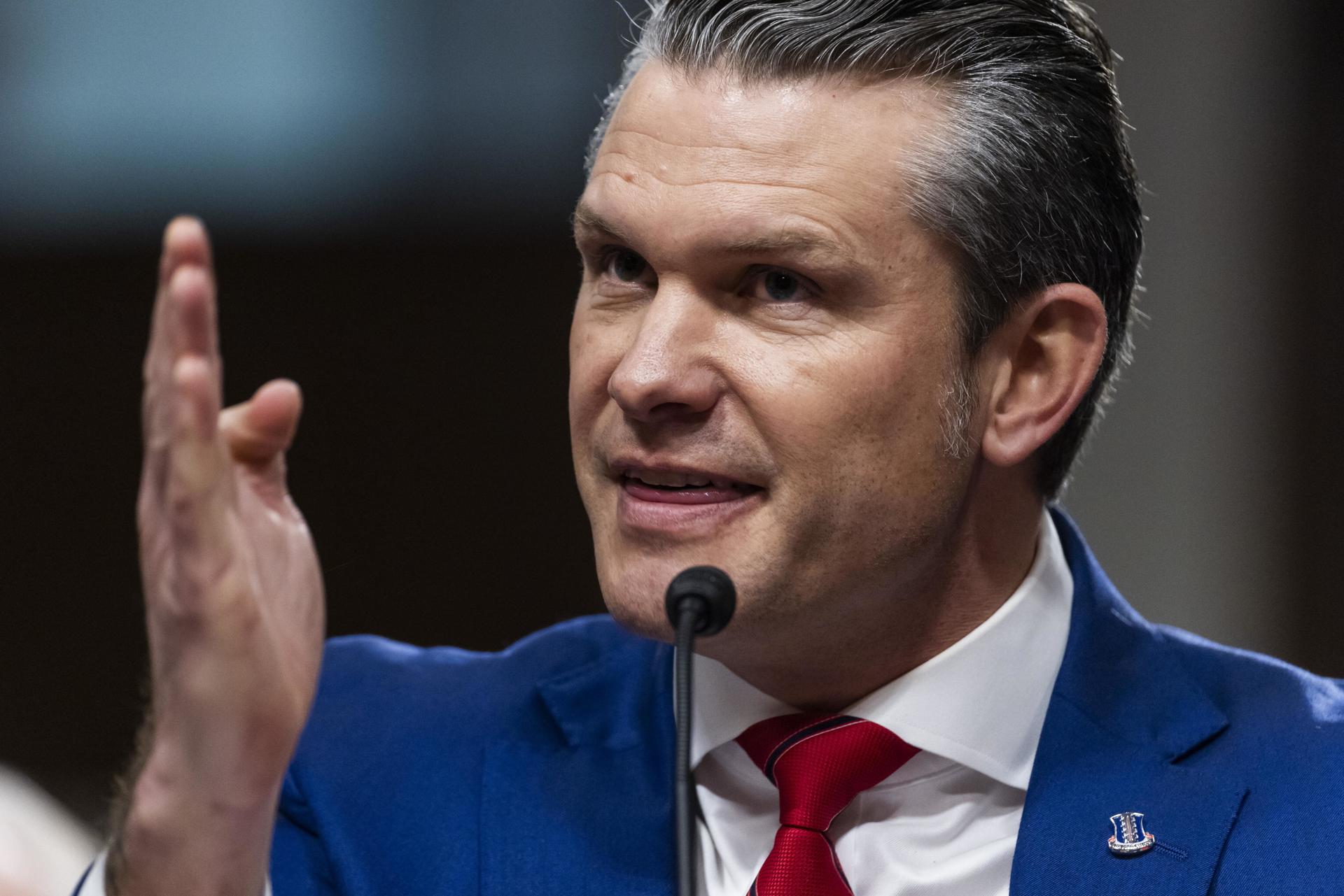 Secretario de Defensa de EEUU es demandado por utilizar Signal para «discutir sobre planes de guerra»
