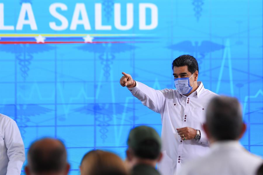 Maduro ahora dice que Carvativir es «complementario» en lucha contra el Covid-19