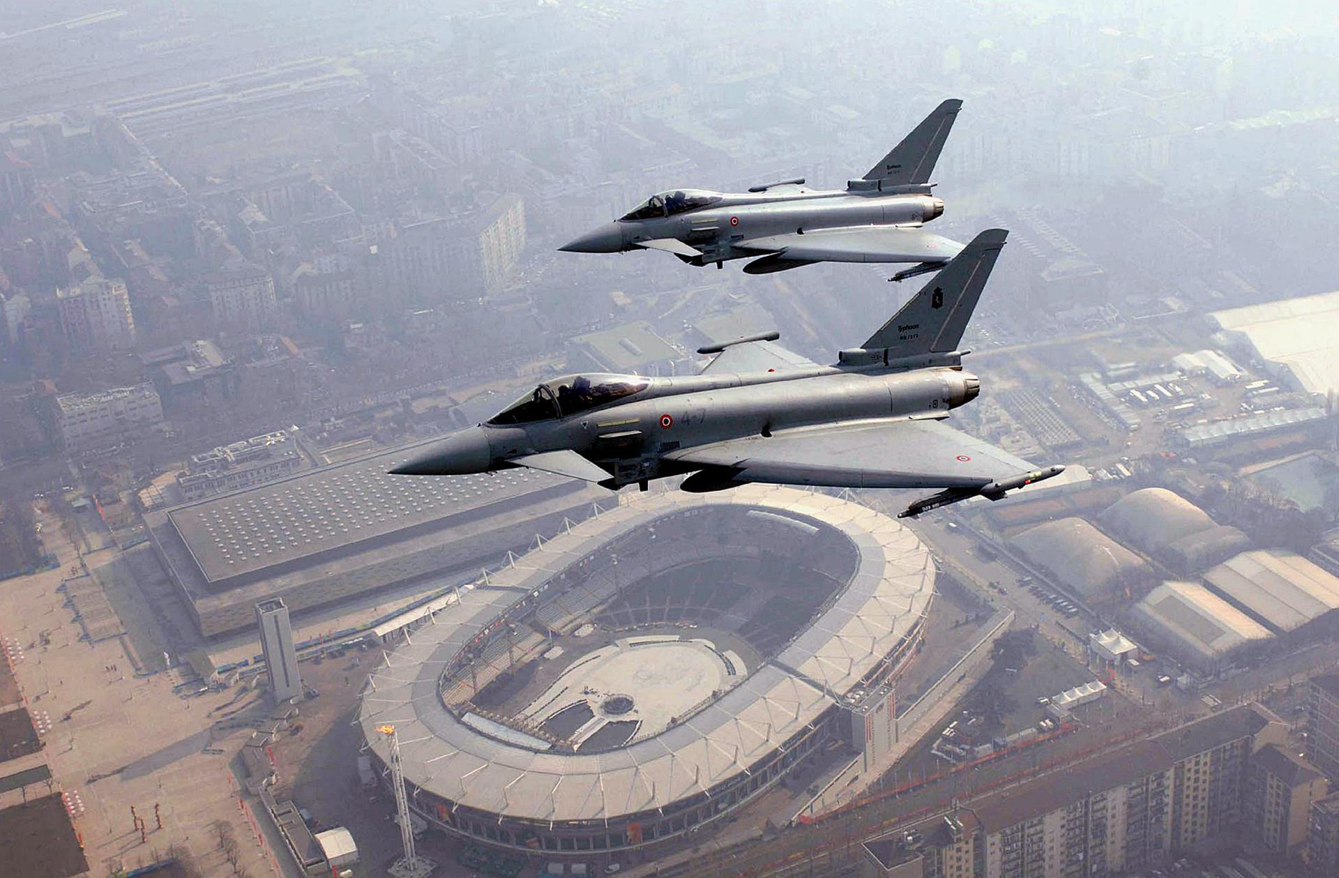 Italia desplegará «eurofighters» y un destructor para la seguridad en el funeral del papa