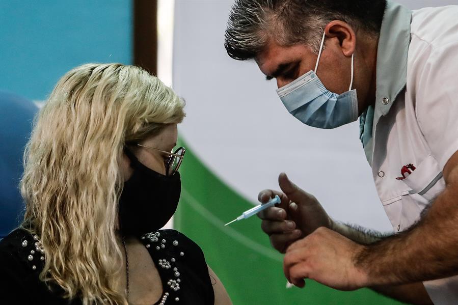 La Cepal denuncia el acaparamiento de la vacuna de los países más ricos