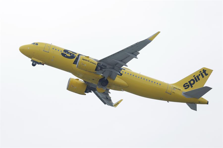 Un avión de Spirit recibe varios disparos en Haití