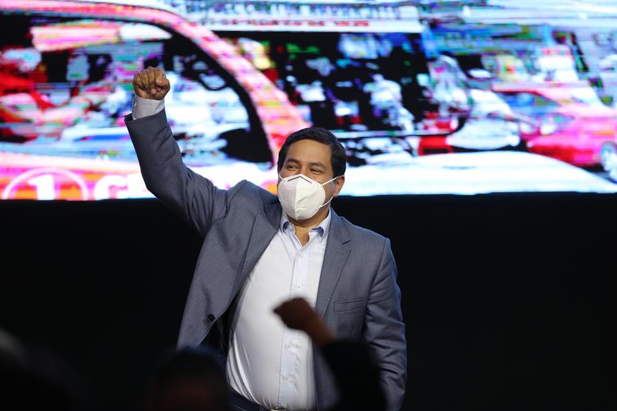 Elecciones en Ecuador: El socialista Arauz gana, pero va a segunda vuelta
