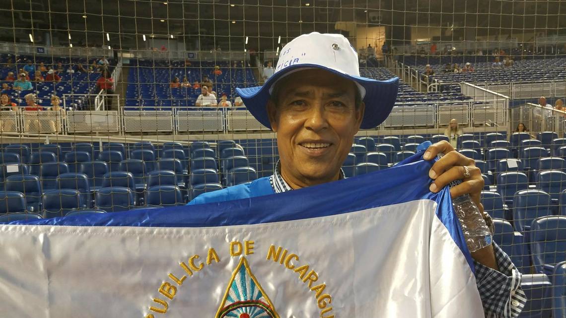 Dennis Martínez se integra a la Comisión de Buena Voluntad