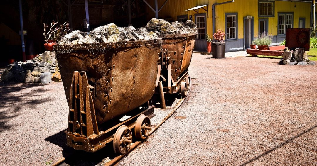 MEM cancela cuatro concesiones mineras más y suman 12 en una semana
