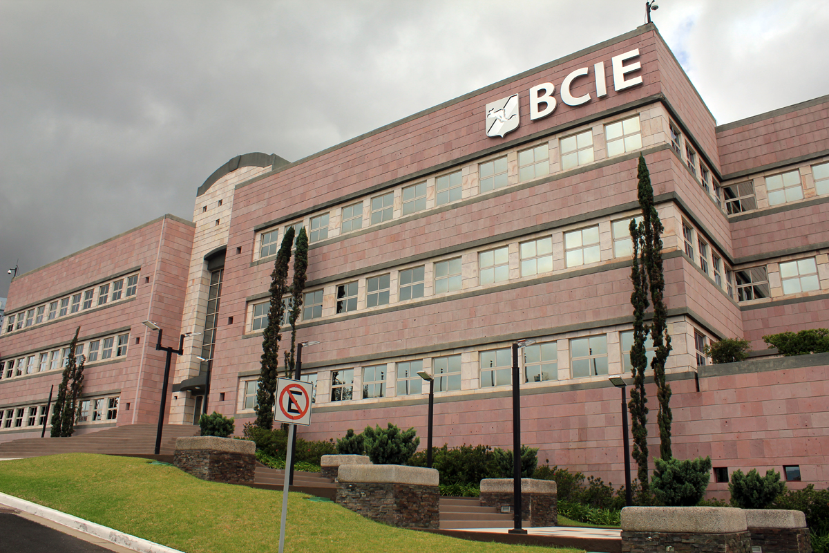 El BCIE guarda distancia sobre reforma a la Ley de Consumidores, pero estará «vigilante»