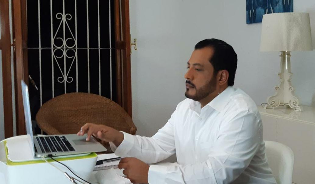 UNAB ratifica a Félix Maradiaga como su candidato presidencial