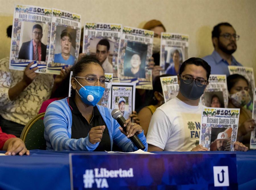 Familiares presos políticos presionan por su liberación