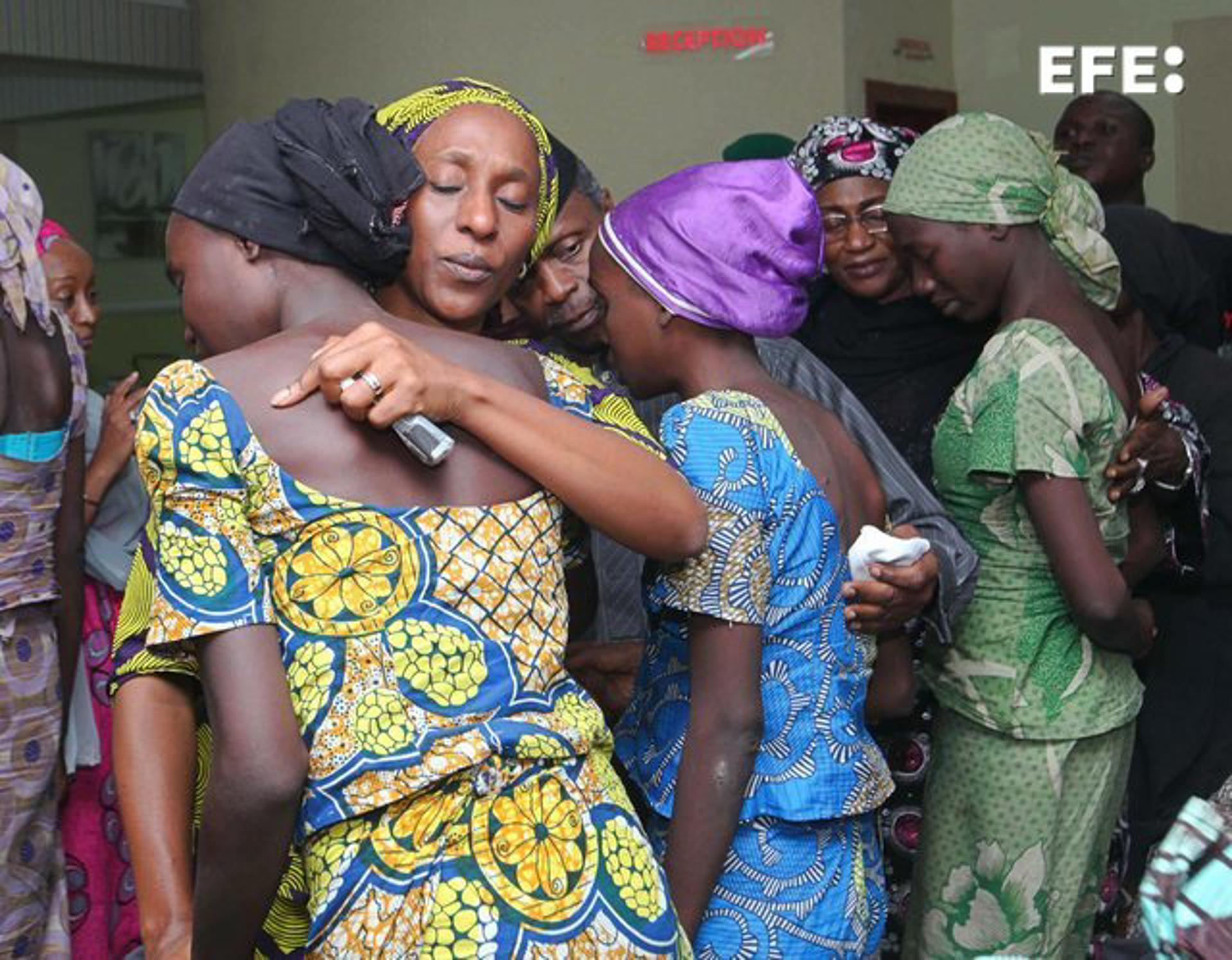 Las autoridades nigerianas cifran en 89 las niñas de Chibok aún cautivas diez años después