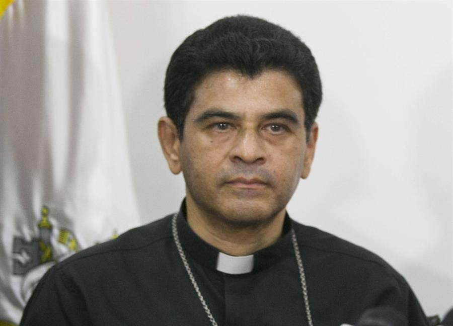 Monseñor Álvarez pide a políticos hablar «claro» y con la «verdad» a los nicaragüenses
