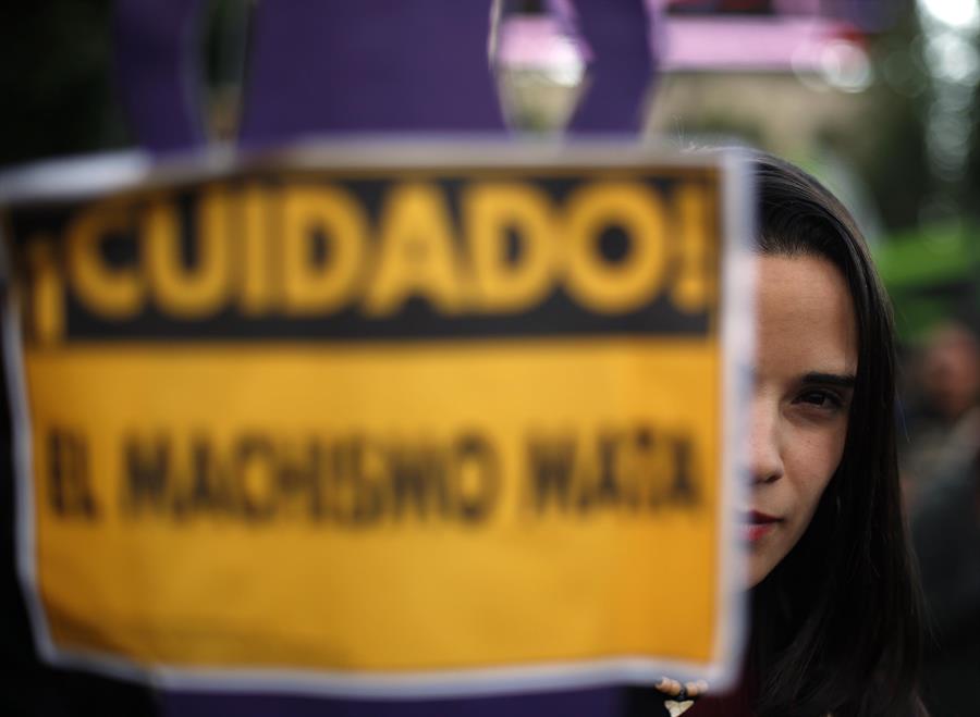 Costa Rica tipificará como feminicidios los asesinatos cometidos por exparejas