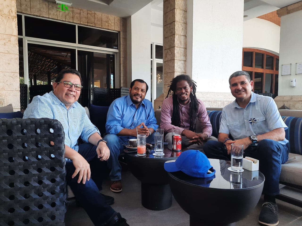 Cuatro aspirantes a la Presidencia de Nicaragua se reúnen para hablar de las reformas electorales
