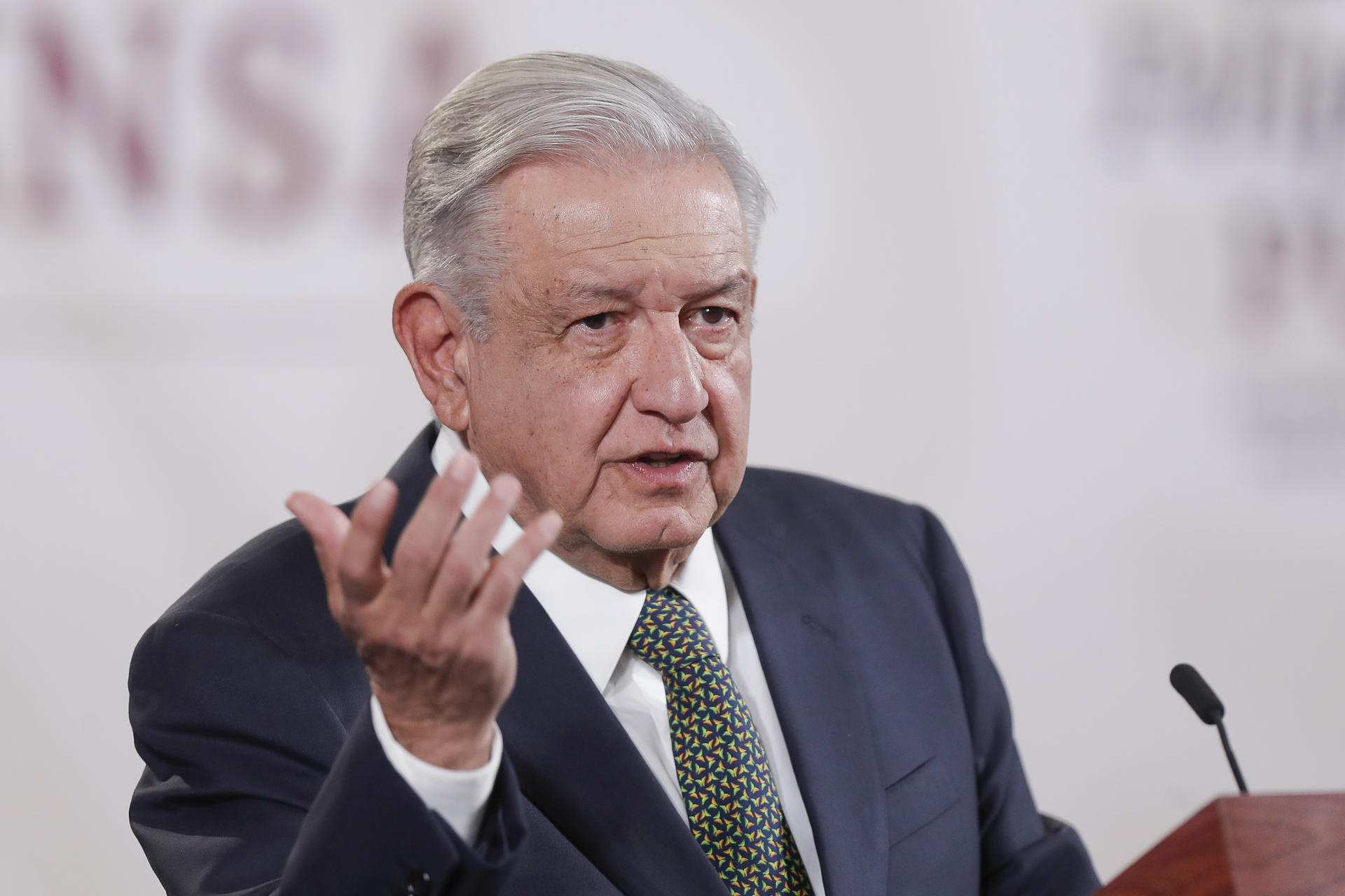 El presidente de México defenderá este martes ante la Celac su denuncia contra Ecuador