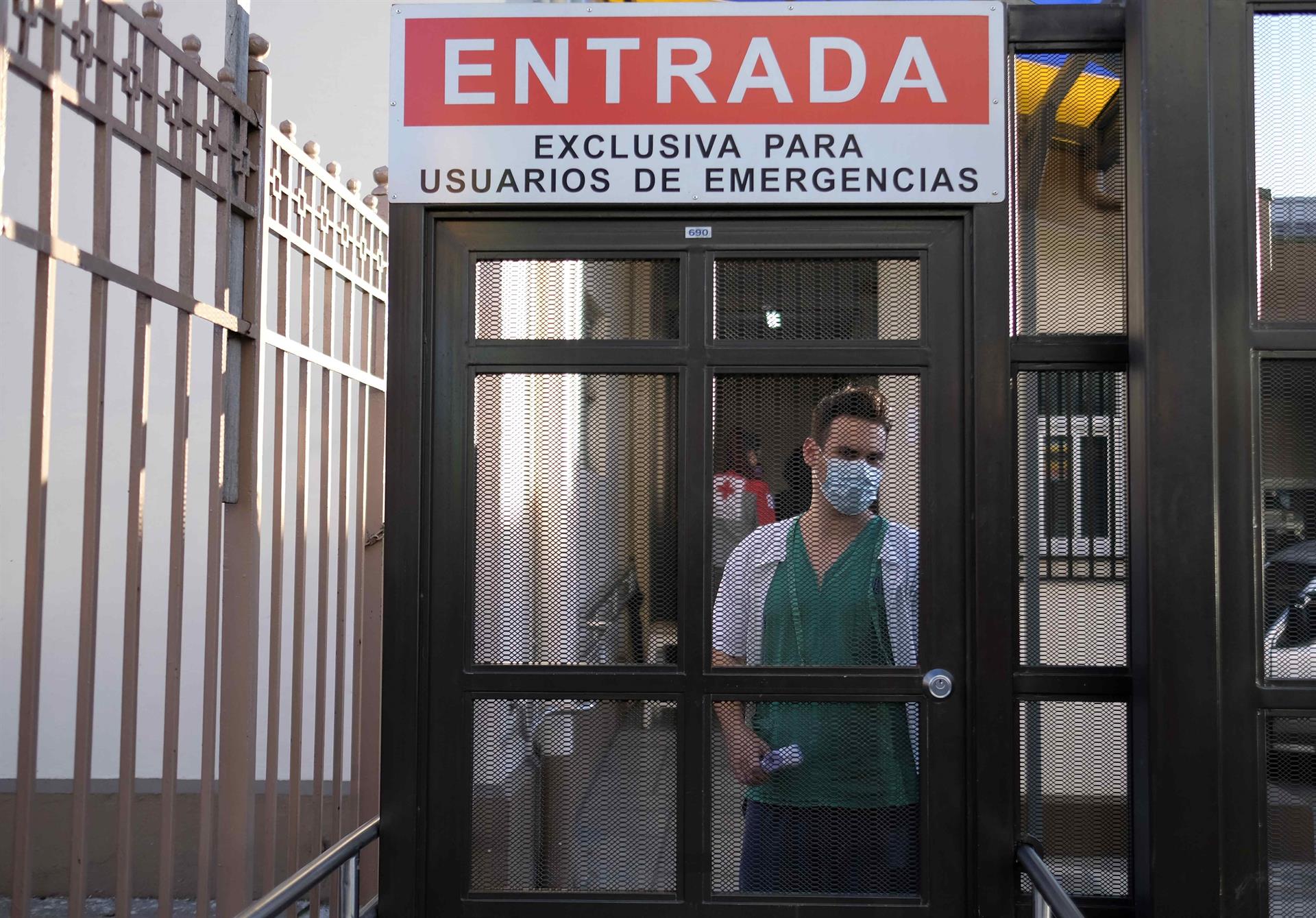 Costa Rica restringe circulación fines de semana ante alza de casos de covid