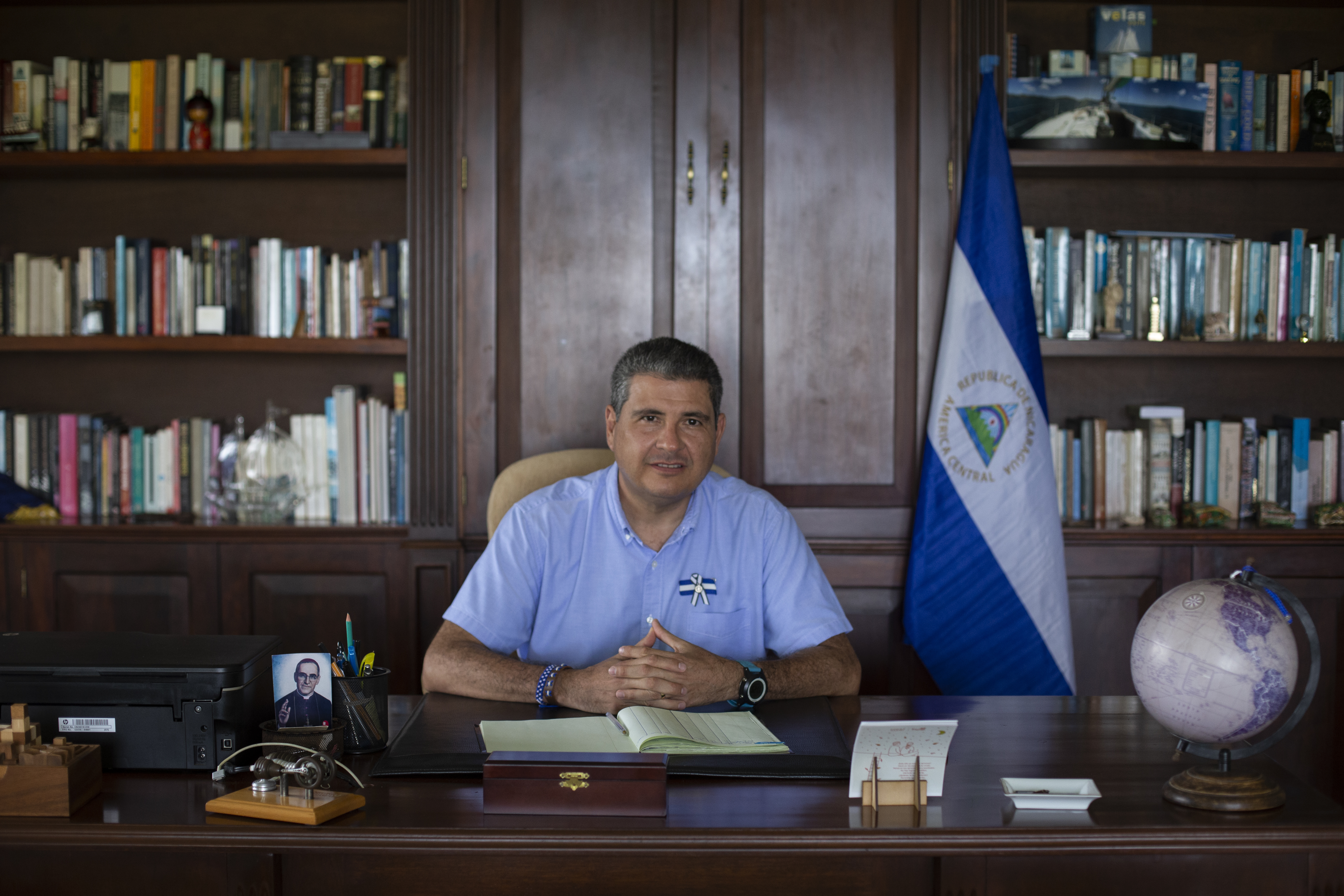 Juan Sebastián Chamorro inscribe su precandidatura presidencial ante la Alianza Ciudadana