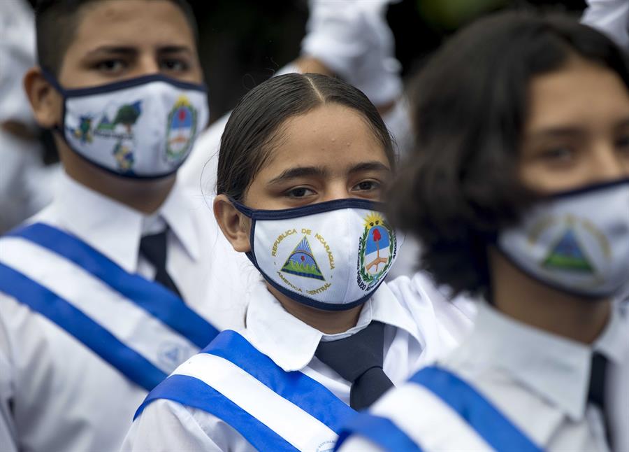 Más colegios suspenden clases presenciales  por el Covid-19