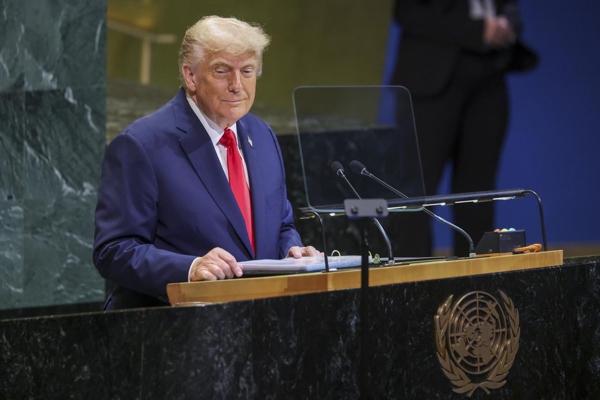 Trump agradece a El Salvador por ayudarle a «encarcelar a tantos criminales»