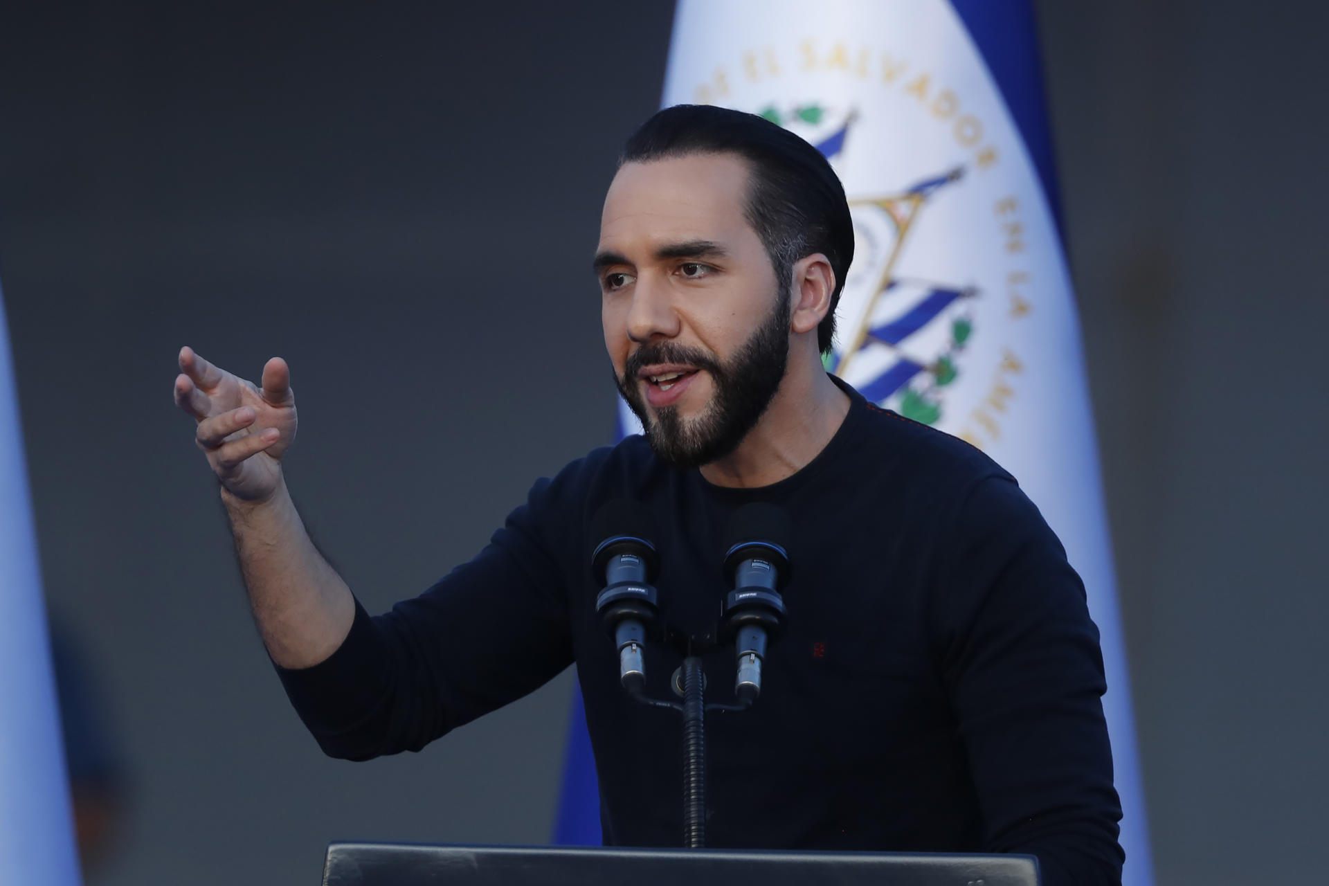 El presidente de El Salvador, Nayib Bukele, dice que hubo «fraude» electoral en Venezuela