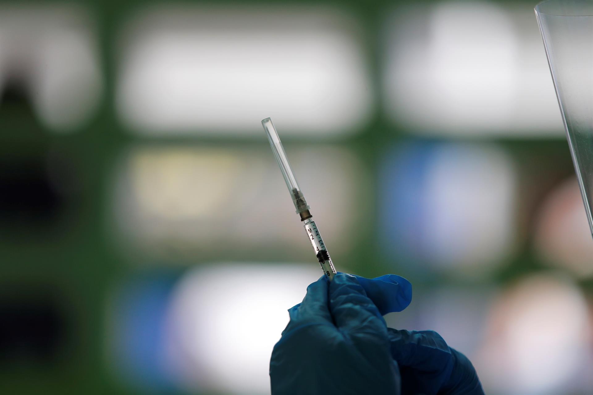 Covax entrega 65 millones de vacunas en lugar de los 170 millones previstos