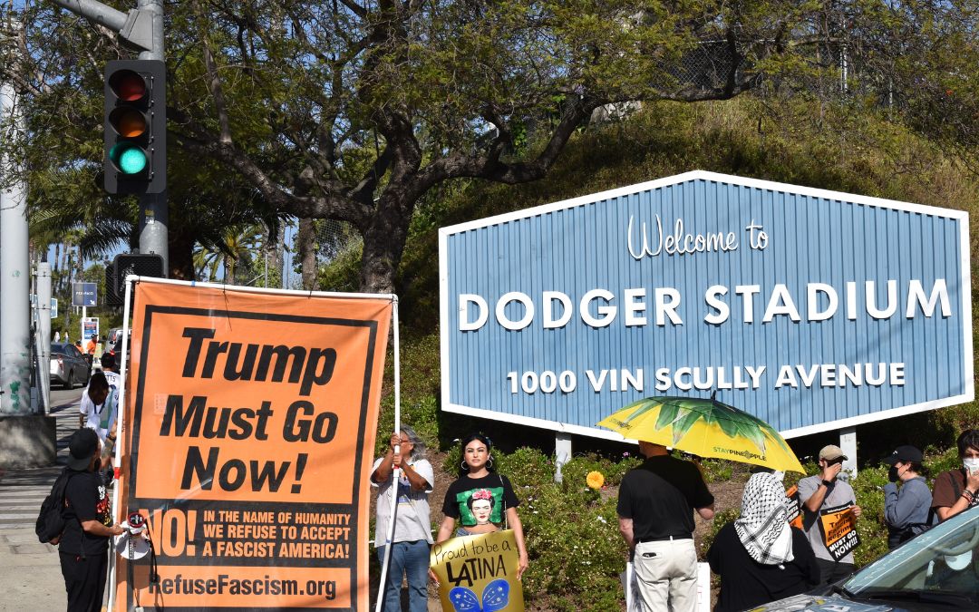 Los Dodgers destinan un millón de dólares en apoyo a la comunidad migrante en Los Ángeles