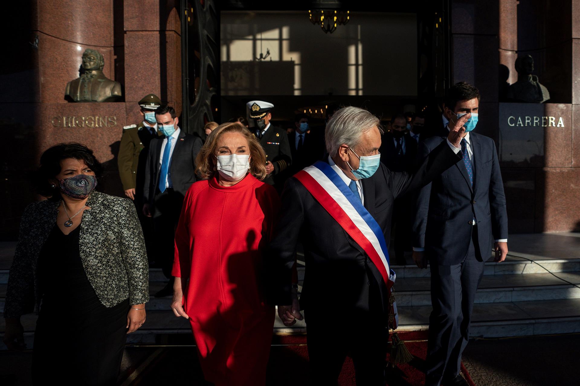 Piñera pide «perdón» por sus errores y sorprende con su respaldo al matrimonio gay