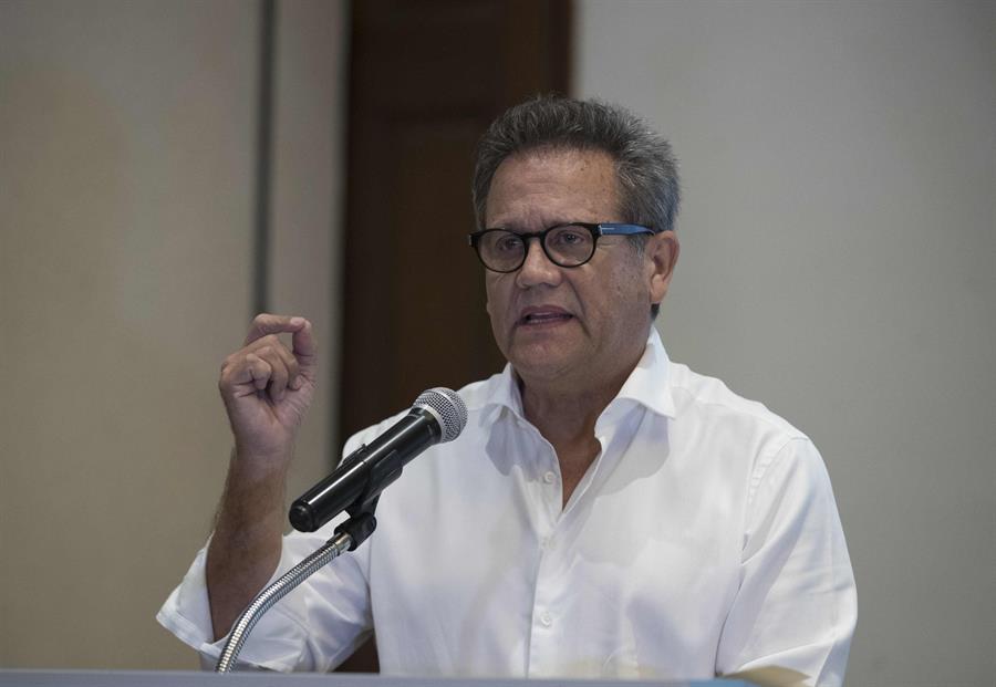 Arturo Cruz se encuentra detenido en El Chipote, confirman su abogados