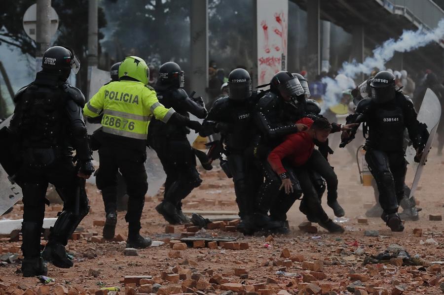 Duque anuncia una reforma de la Policía tras las protestas en Colombia